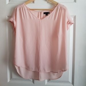 Sheer Cuffed Sleeve High Low Top
